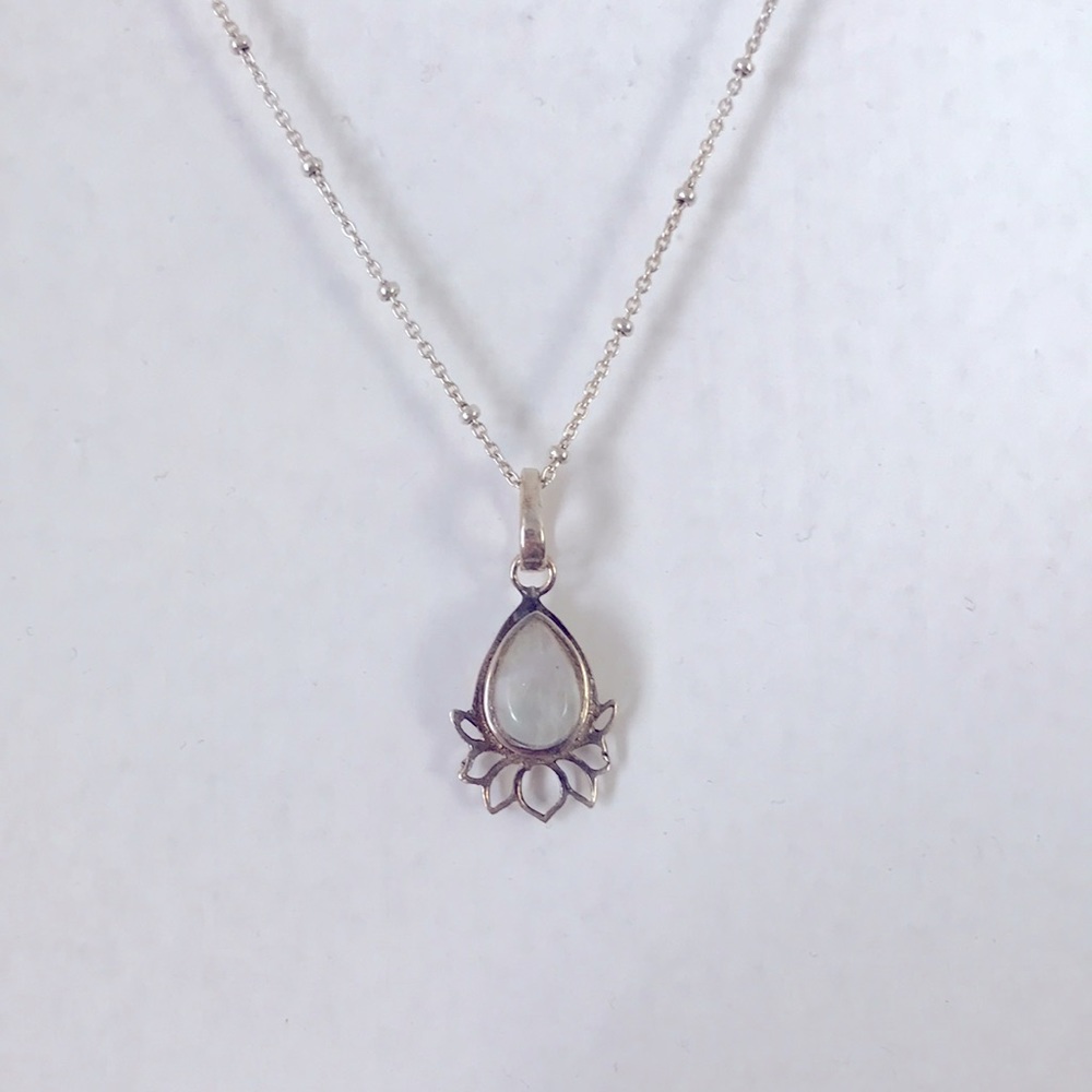 Sterling Sliver and Moonstone Lotus Neckla…